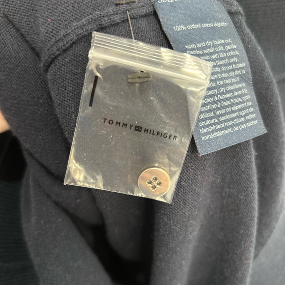 Tommy Hilfiger Stella Blue Red Turtleneck Sweater Christmas Women’s M NWOT - Picture 9 of 10